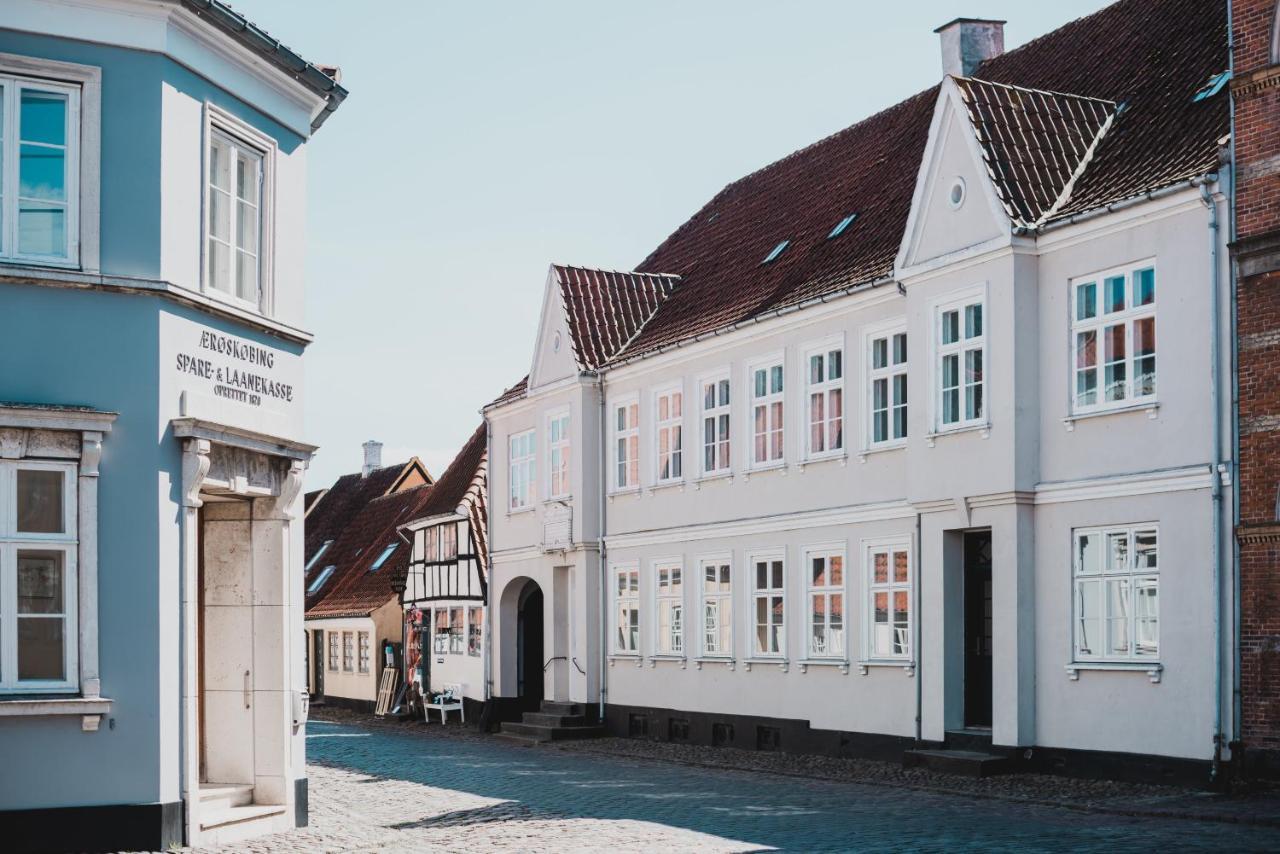 Kjobing Manor Acomodação com café da manhã Ærøskøbing Exterior foto